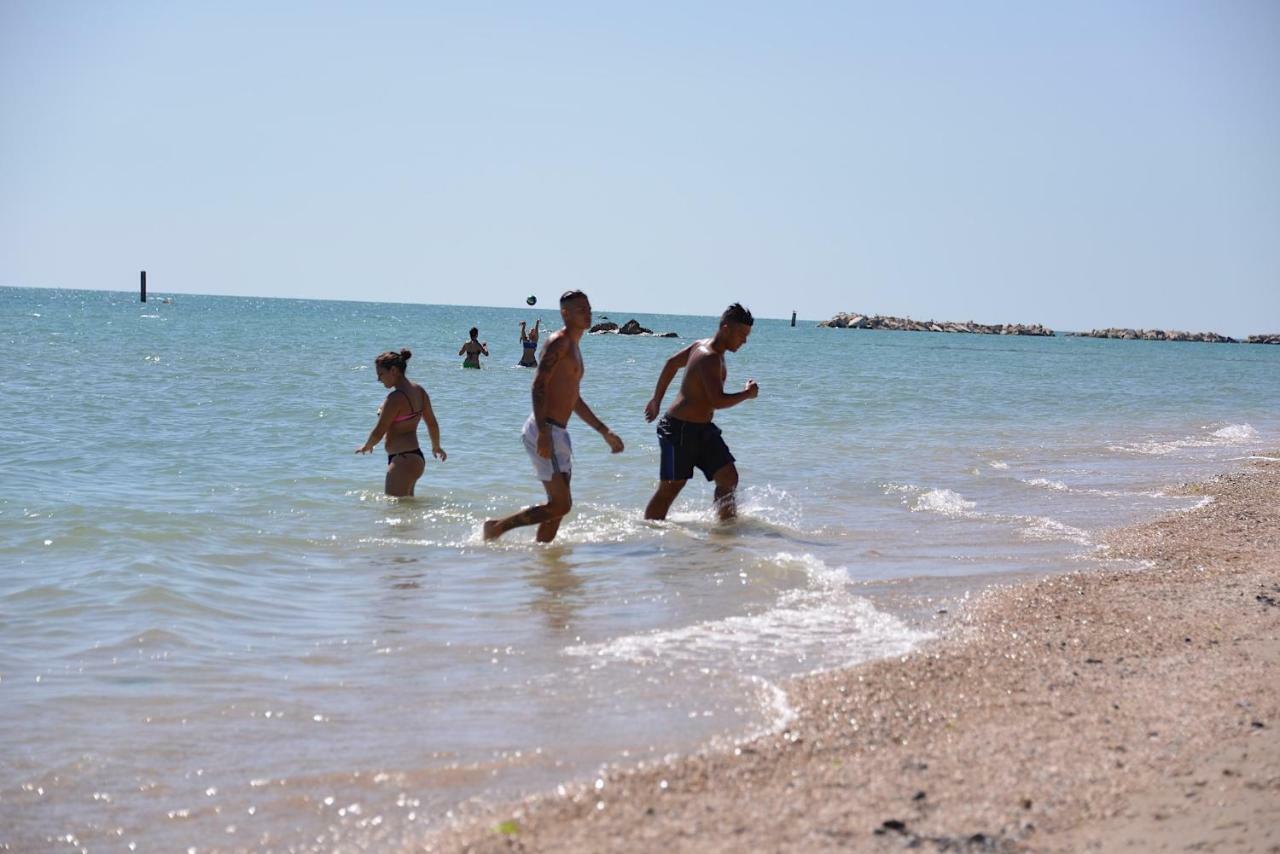Camping Tre Archi Lido di Fermo Exteriér fotografie